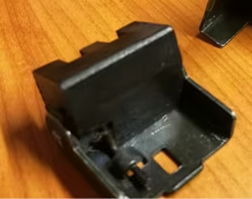 Turntable dust cover hinge - 1x,
